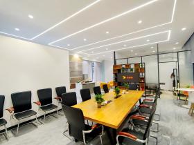 智慧港企业孵化基地